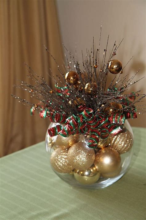 Unique And Unusual Christmas Christmas Centerpieces Ideas 29