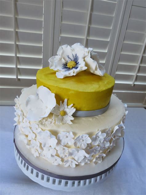 Fifty Shades Of Cakes Gumpaste Flowers