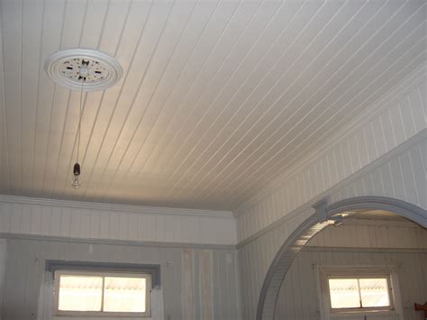 It seems houzz is covered in beautiful exterior tongue and groove ceilings but no info on what type of stain they used to achieve it. Colour Connects: August 2015