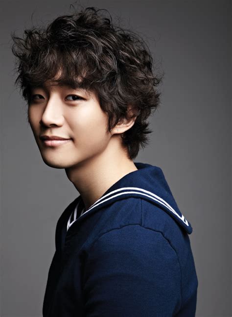 Lee junho is a member of 2pm. Junho - Junho Photo (28667701) - Fanpop