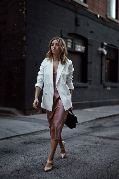 Style And Beauty Blogger Jill Lansky Of The August Diaries On 5 Staple