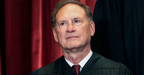 Justice Alito Rejects Calls For Recusal After Interviews In Wall Street Journal The New York Times