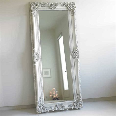 If you've ever been inside a mirror funhouse, you've seen the two types of spherical mirrors: Antique Looking Mirrors: Add a Little Classic Touch to ...