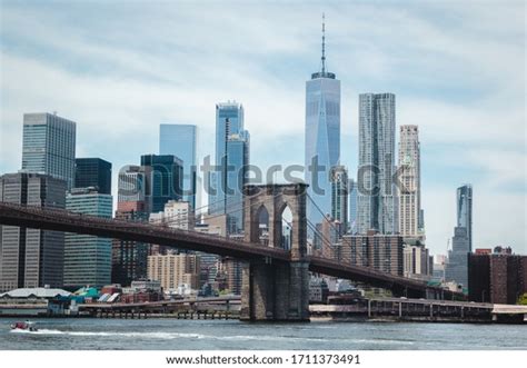 Brooklyn Bridge Manhattan Cityscape View On Stock Photo 1711373491