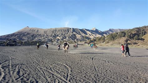 Liburan ke bromo tanpa melihat tempat ini tentunya kurang lengkap. CARA AMAN NAIK MOTOR TRAIL RENTAL UNTUK KE BROMO