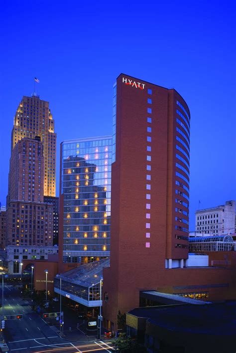 Hyatt Regency Hotel Downtown Cincinnati I 75 Exit 1c Oh See Discounts