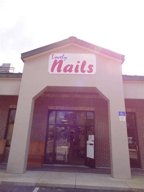 Lovely Nails | Gainesville FL