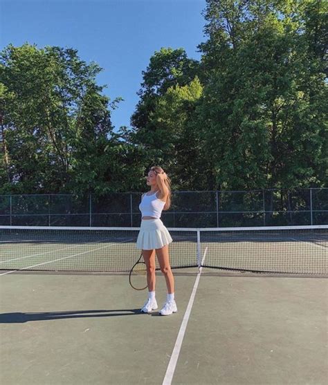 𝘹𝘹𝘷𝘦𝘳𝘰𝘯𝘪𝘲𝘶𝘦𝘹𝘹 In 2020 Tennis Court Photoshoot Tennis Photography