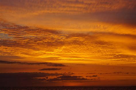 Lighting Up The Hawaiian Sky Photograph By David Reay Fine Art America