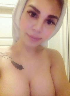 Maya Arabic shemale مايا شيميل عربية Lebanese Transsexual escort in İstanbul
