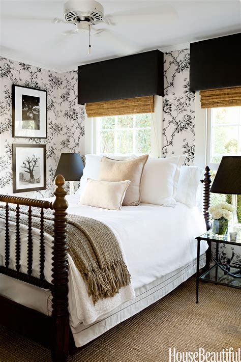 Black And White Bedroom An Option So Classy And Decent Decorifusta