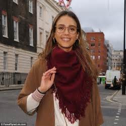 Jessica Alba Looks Geek Chic In Round Glasses In London Daily Mail Online