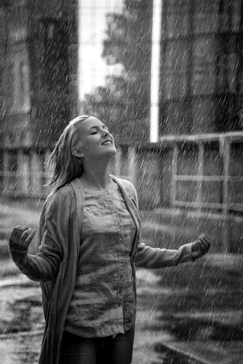 Пин от пользователя Sean на доске Regen Rain Pluie Летний дождь Дождь Фотосессии девушек