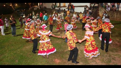 Quais São As Principais Características Das Danças Folclóricas Askschool