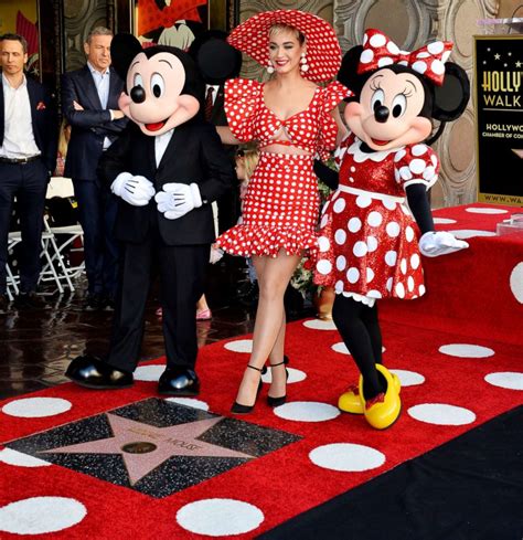 Minnie Mouse Honored With Hollywood Walk Of Fame Star Abc News