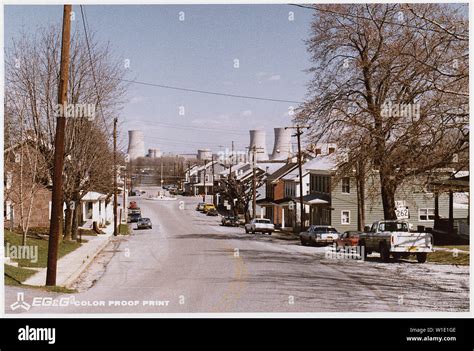 Goldsboro Pennsylvania Cooling Towers In Background Stock Photo Alamy