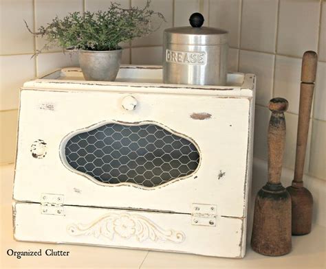 The style and design of this wood bread box will add a pleasing focal point to your kitchen counter top. Free Wood Bread Box Plans - WoodWorking Projects & Plans