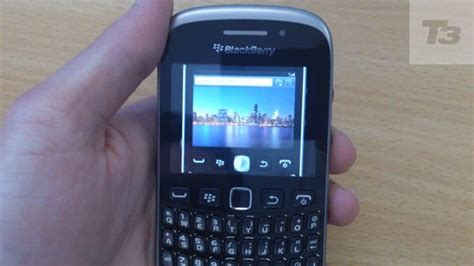Blackberry Curve 9320 Review T3