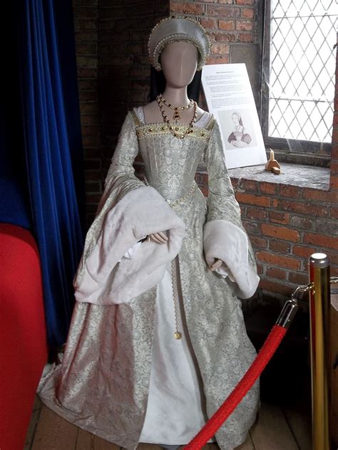Tudor Dress Based On The One Catherine Howard May Have Worn On Display At Gainsborough Old Hall