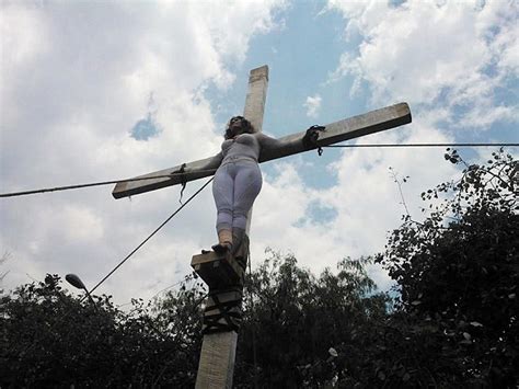 Mexican Election Candidate Rafaela Orozco Romo Crucifies Herself In Mexico City Daily Mail Online