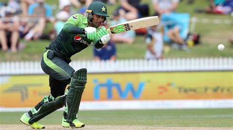 Fakhar zaman played an odi knock for the ages as pakistan ran the hosts close — losing by 17 runs — in the 2nd odi vs south africa in johannesburg on sunday. In Pics: Fakhar Zaman scores ODI double-century - here are ...