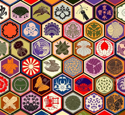 Japanese family crests in a hexagonal grid | Japanese family crest, Japanese crest, Family crest