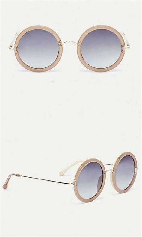 Bold Oversized Frames Hints Of Metallic Shine And Soft Leather