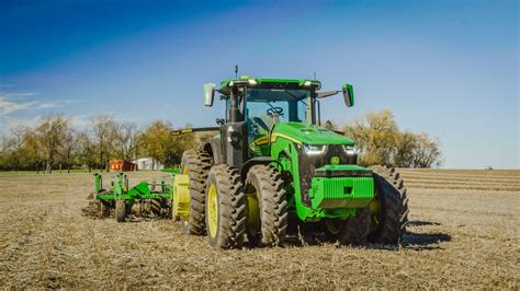 John Deere Breaks New Ground With Self Driving Tractors You Can Control