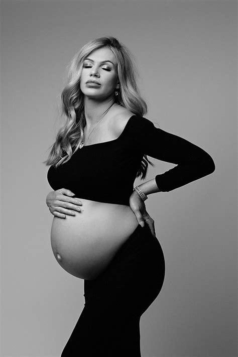 Elegant Maternity Photography Birmingham