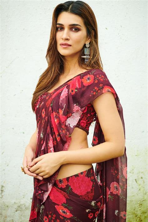 Kriti Sanon Promotes Arjun Patiala In A Floral Arpita Mehta Sari