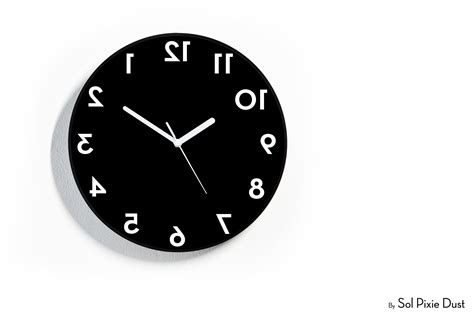 New Goods Listing Backwards Reverse Creative Metal Wall Clock For Home