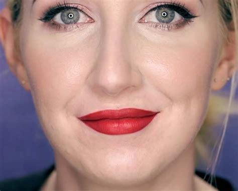 How To Wear Red Lipstick Perfectly A Step By Step Tutorial Wear Lipstick Red Lipstick Looks