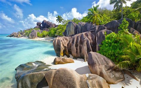 La Digue An Island In The Seychelles © Oleksandr Dibrovaadobe Stock