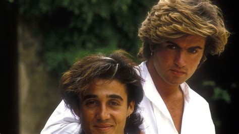 Were an english musical duo formed by members george michael and andrew ridgeley in 1981. 8 motivos por los que nos encanta "Last Christmas" de Wham ...