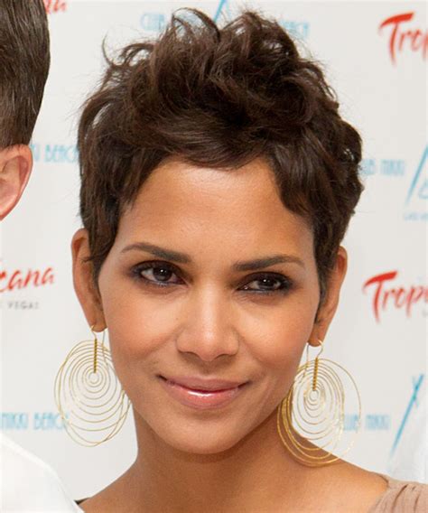 American actress halle berry can attest to that. Halle Berry Short Straight Casual Hairstyle - Light ...