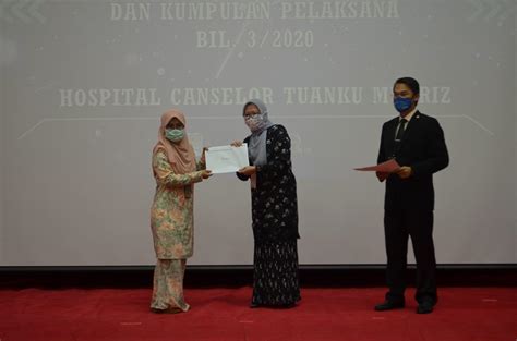 Nuradinawati binti rahmat pegawai teknologi maklumat gred f41. Lantikan dan Kenaikan Pangkat Kumpulan Pengurusan ...