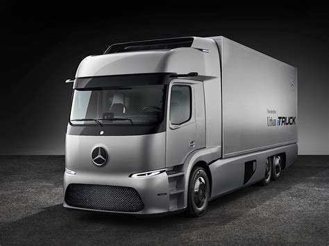Mercedes Benz Unveils Electric Truck Concept Its Made For The City