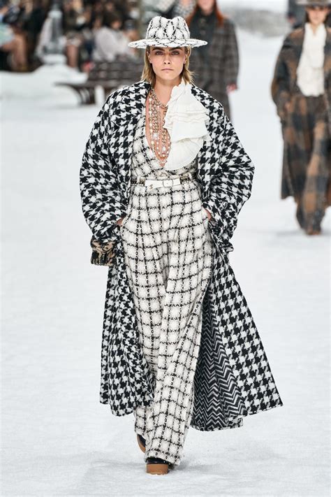 Chanel Fall 2019 Ready To Wear Fashion Show Collection See The