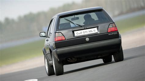 Topgear Here Are Some Pictures Of A Perfect Vw Golf Gti Mk Ii