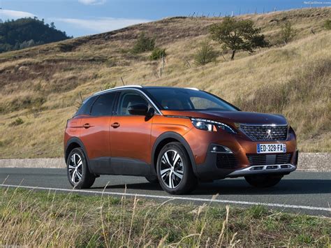 The peugeot 3008 is a compact crossover suv unveiled by french automaker peugeot in may 2008, and presented for the first time to the public in dubrovnik, croatia. Le Mag Auto : Le Peugeot 3008 II - L'Automobile Magazine