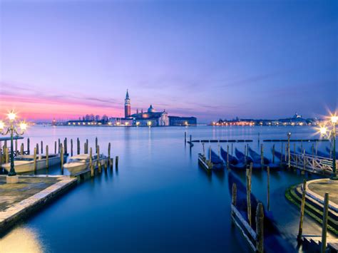 Glow Of Evening Lights In Venice Italy Wallpapers And Images