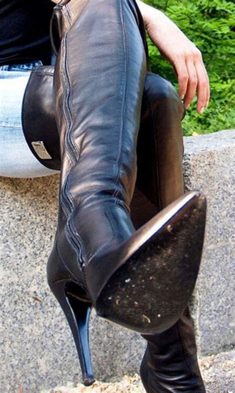 high knee boots outfit leather thigh high boots black high boots leather boots heels leather