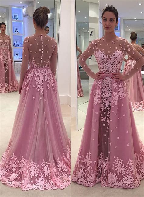 A Line Princess Tulle Prom Dresses Appliques Lace Scoop Neck Long