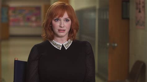 26 Interesting And Fascinating Facts About Christina Hendricks Tons