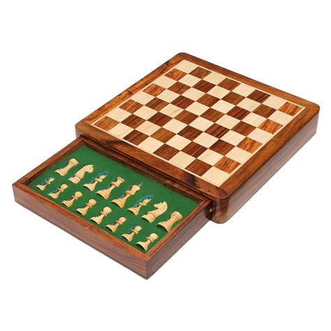 Lion Chess 12 Sheesham Magnetic Chess Set