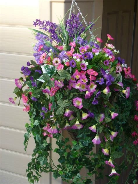 Basket Large With Artificial Petunias And Dasies Hanging Flower