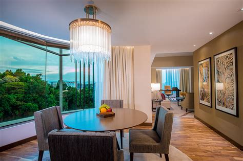 Discover the best kota kinabalu hotel and motel rooms. Hilton Hotel Kota Kinabalu | JOHN KONG