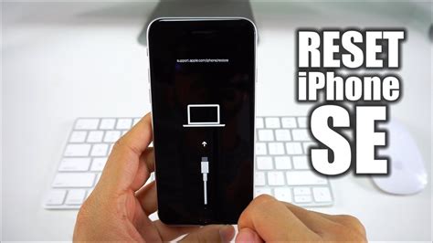 How To Reset And Restore Your Apple Iphone Se 2020 Factory Reset Youtube
