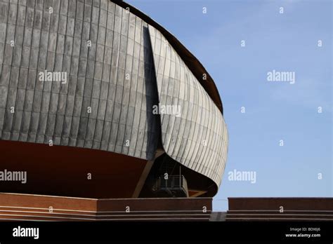 Auditorium In Rome Italy By Architect Renzo Piano Stock Photo Alamy