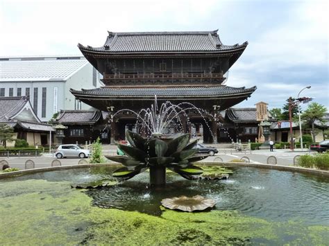 15 Interesting Places to Explore Around the World: 10 Interesting